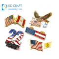 Venta al por mayor diseño personalizado metal esmalte país bandera americana EE. Uu. Pin de solapa insignia amistad nacional delgada línea azul pin de bandera